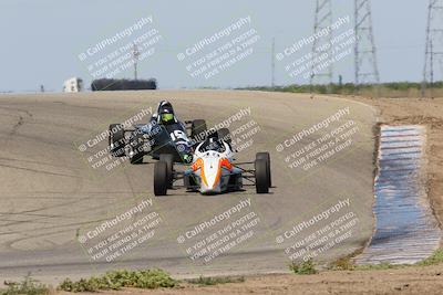 media/Apr-30-2022-CalClub SCCA (Sat) [[98b58ad398]]/Group 3/Race (Grapevine)/